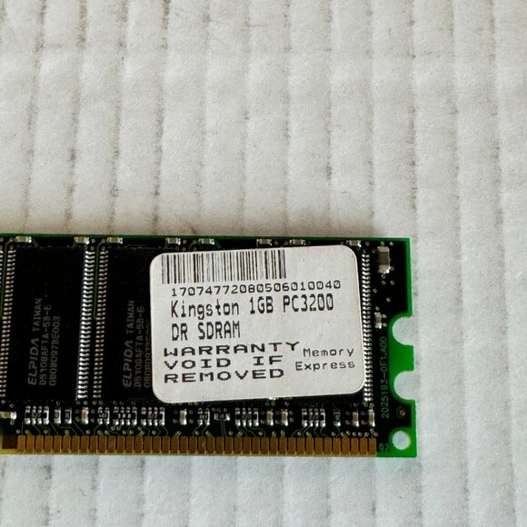 Kingston KVR400X64C3A/1G 2.6V 1GB PC3200 DR SDRAM Memory Stick - Picture 3 of 10